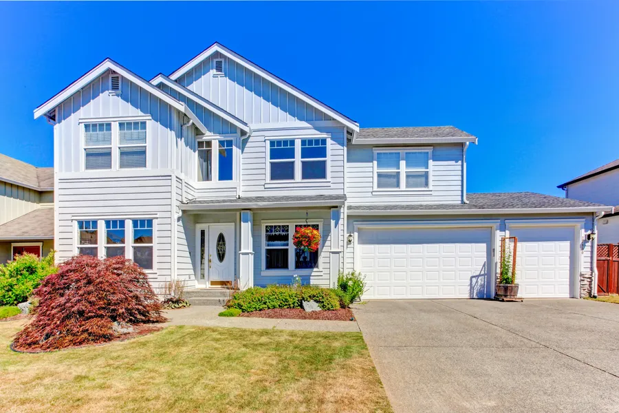 Common Signs Your Concrete Driveway Needs Repair in Clayton, DE Common Signs Your Concrete Driveway Needs Repair in Clayton, DE